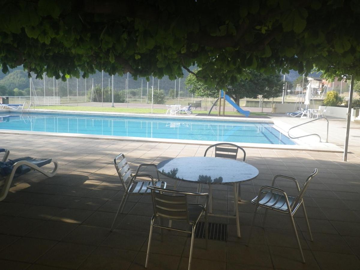 Cal Toa Aparthotel Coll de Nargó Buitenkant foto